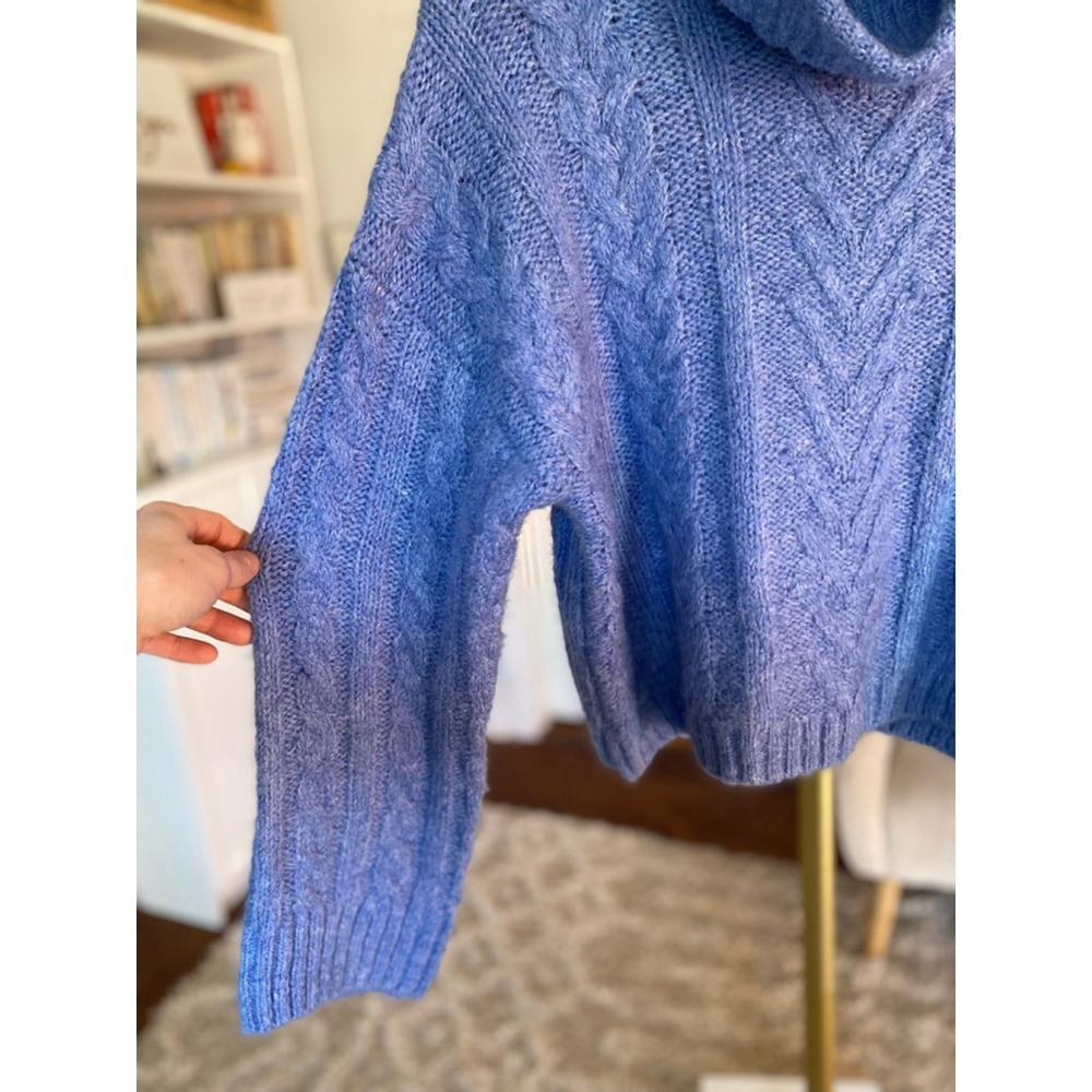 Industry Blue Cable Knit Turtleneck Cropped Sweater Buttery Soft Luxe Clean Girl - Picture 4 of 7